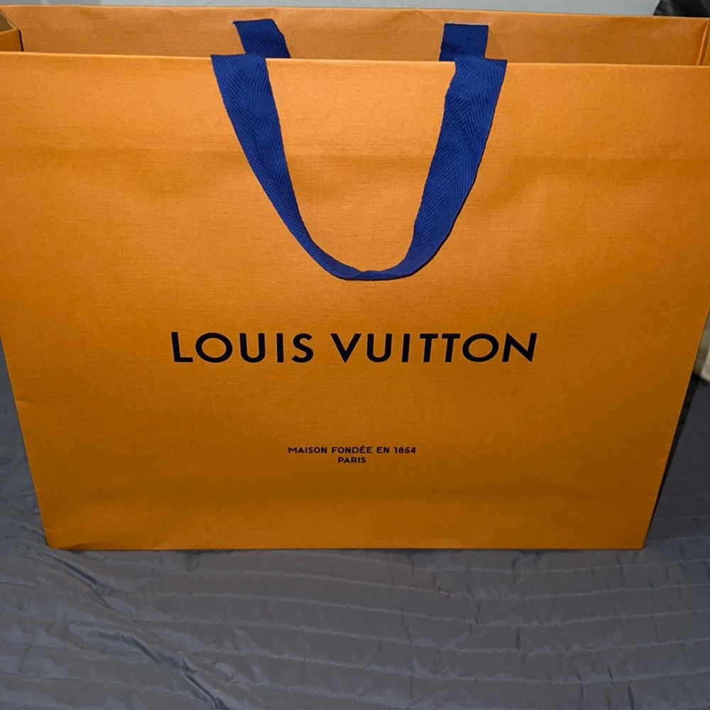 Louis Vuitton Shopping Bag